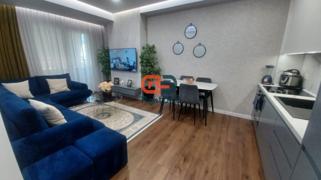 Prane Brrylit, Shitet Super Apartament 2+1, I Investuar Totalisht Gati Per Banim !!!