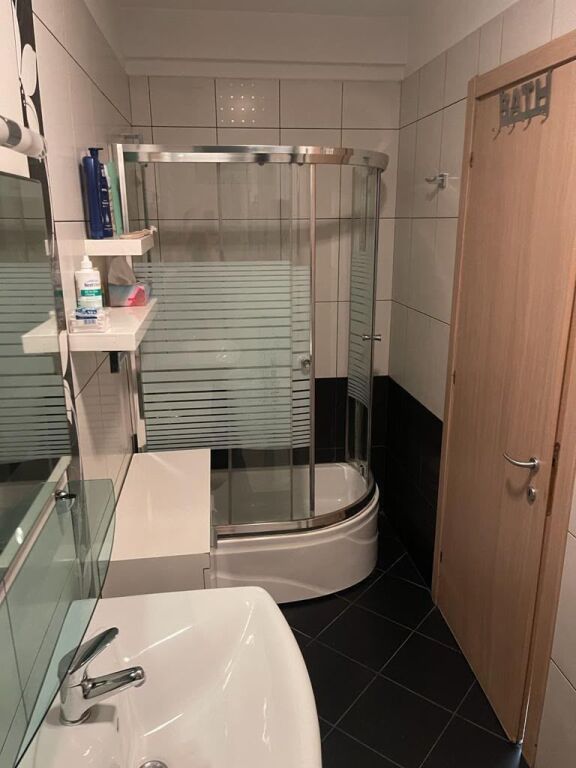 Apartamen 2+1 per qera Pallati me Shigjeta !