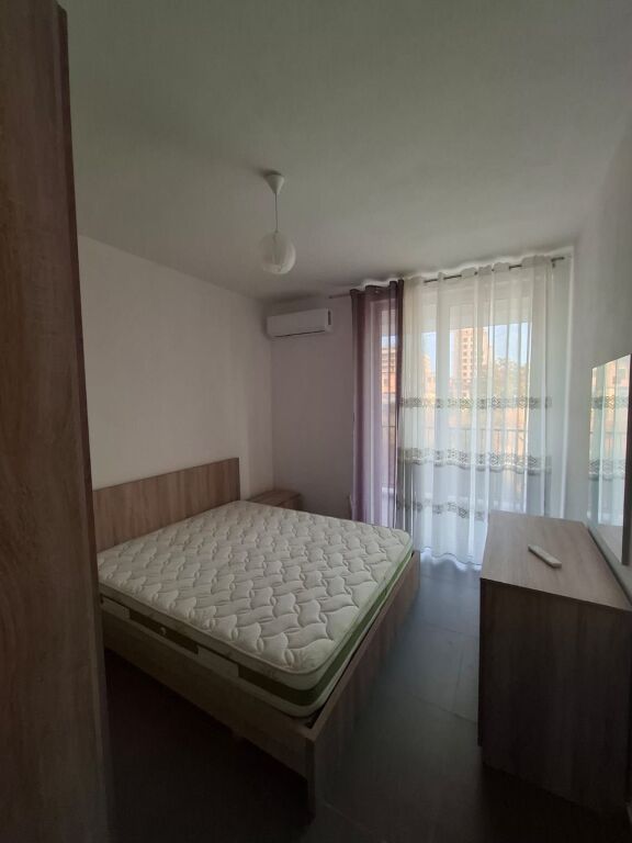 Rent | Apartament 3 + 1 | Rruga 5 Maji | 600 €/month