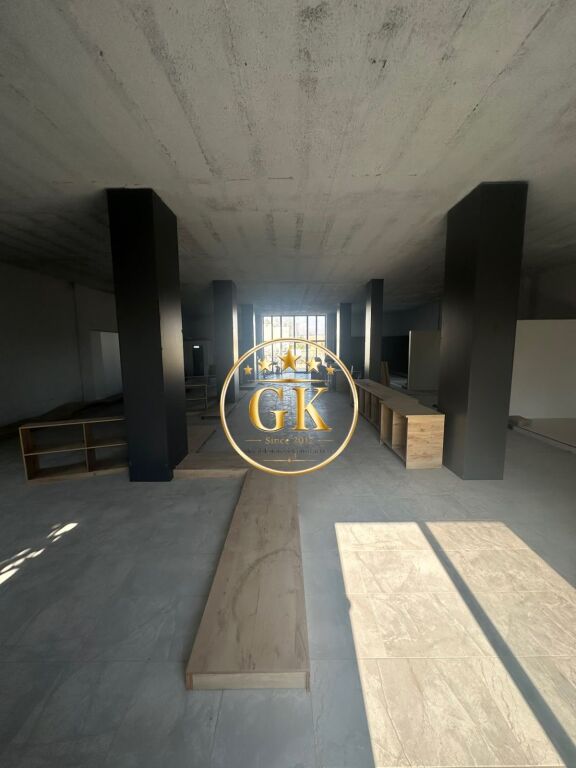 20861708🏢 WAREHOUSE FOR RENT – SECTOR, DURRES 🏢