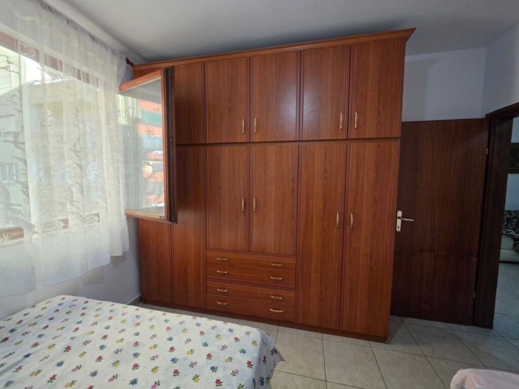 Super ap 1+1 tek bulevardi zogu i pare