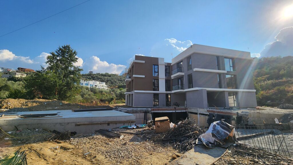 APARTAMENT 2+1+2 SHITET "LAKE DIAMOND RESIDENCE", DRY LAKE- TIRANA!