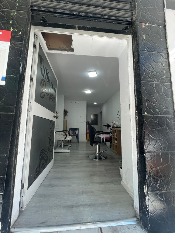 🏢 **SHOP FOR SALE – NEAR THE MARTYRS' MUSEUM**