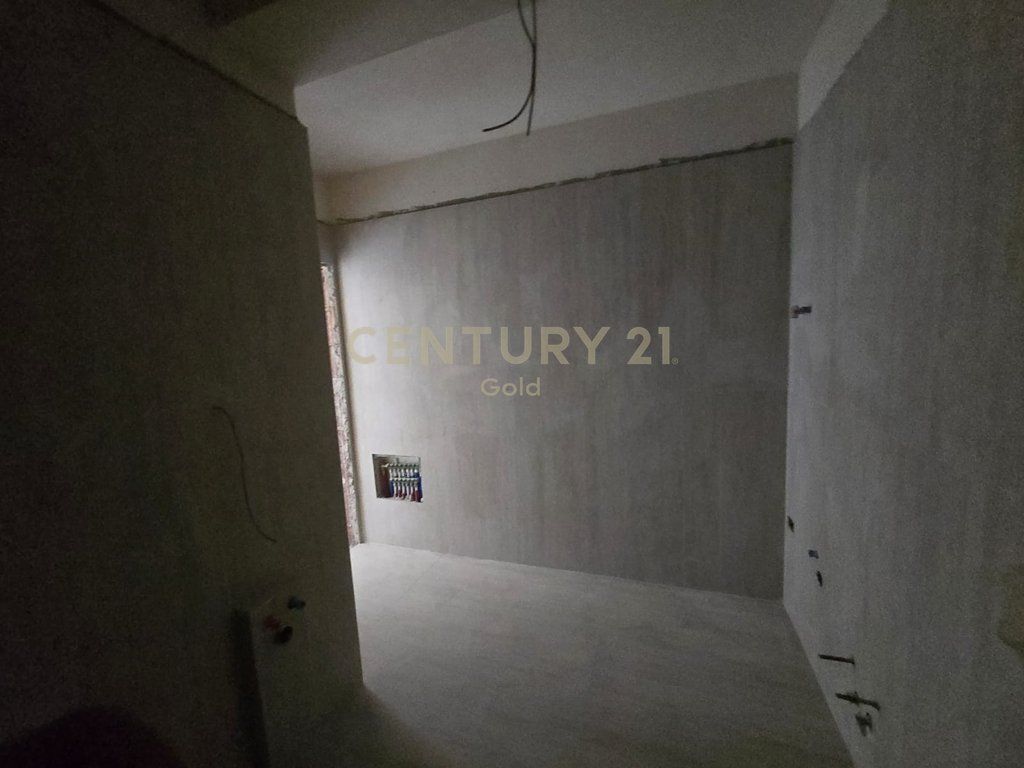 White Tower - Vendesi Appartamento 1+1 - Comune di Parigi