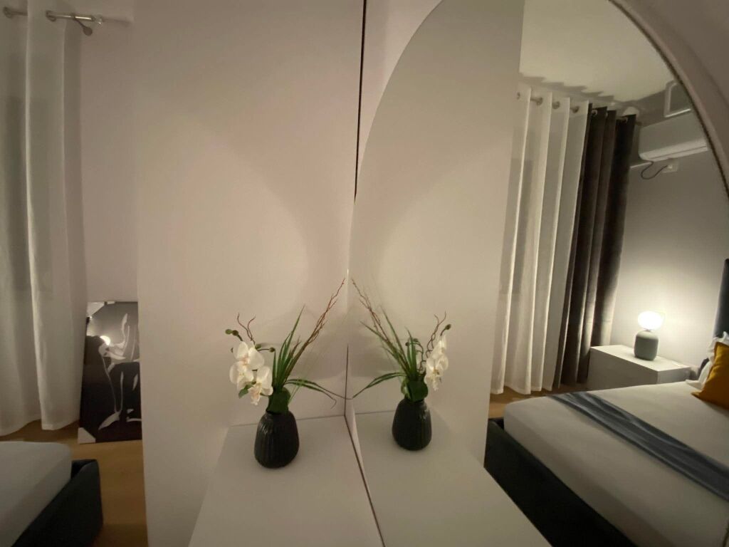 For rent 2+1 In the heart of Pazarit te Ri