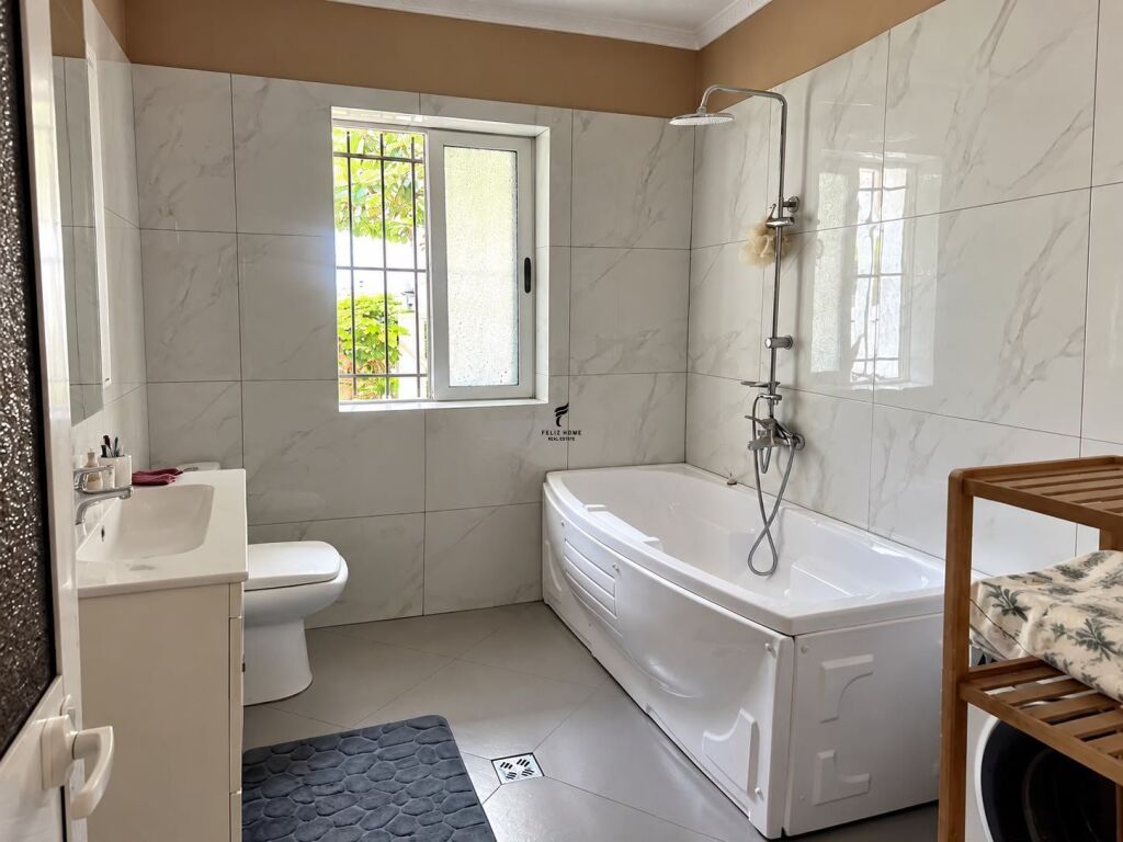 APARTAMENT ME QIRA  1+1 SHKOLLA BASHKUAR 50,000 LEKË FH-93235