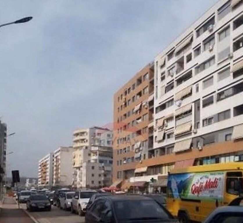 Dyqan - Për Qira - Bulevardi Migjeni, Tiranë  ID: 530171024-1341