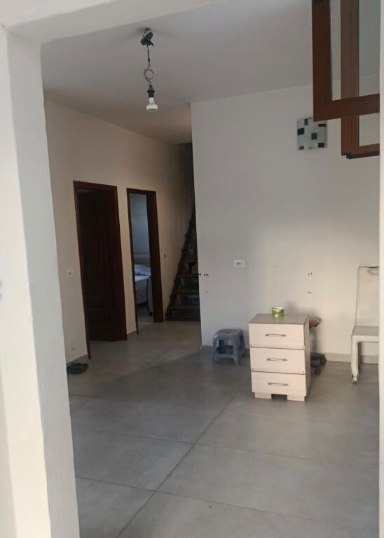 APARTAMENT ME QERA 2+1 BULEVARDI ZOGU I PARE 120.000 LEKE FH-93125