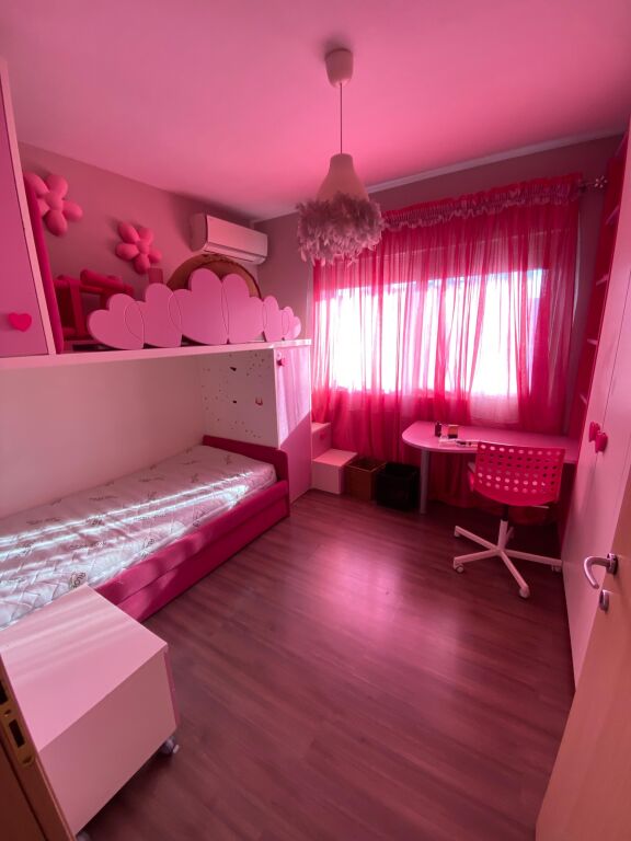 Apartamen 2+1 per qera Pallati me Shigjeta !