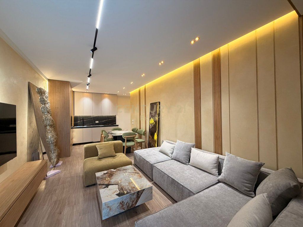 Appartamento 2+1+2+PP in affitto presso Golden Tower Via Mine Peza, Tirana 1.500 € /Mese