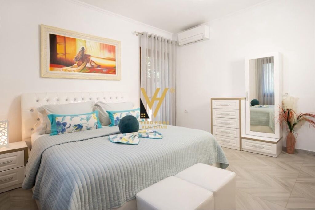 JEPET SHTEPI PRIVATE 2+1+2 ME QERA TE LIQENI ARTIFICIAL 1.200 EURO