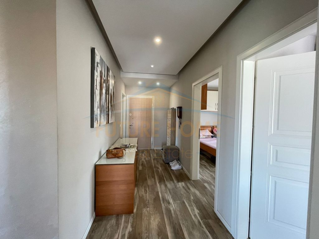 Shitet, Apartament 3+1+2, Kopshti Botanik PRO