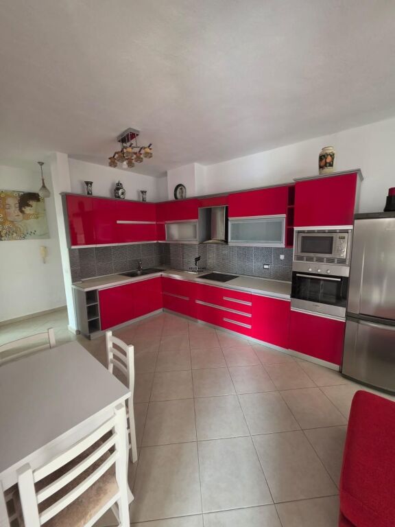 APARTAMENT ME QERA 3+1+2 BRRYLI 85.000 LEKE FH-93113