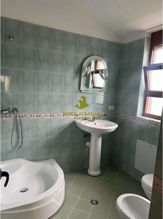 Apartament 2+1+2 me qira