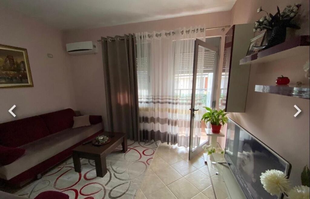 Super appartamento 2+1 vicino alla procura di Tirana
