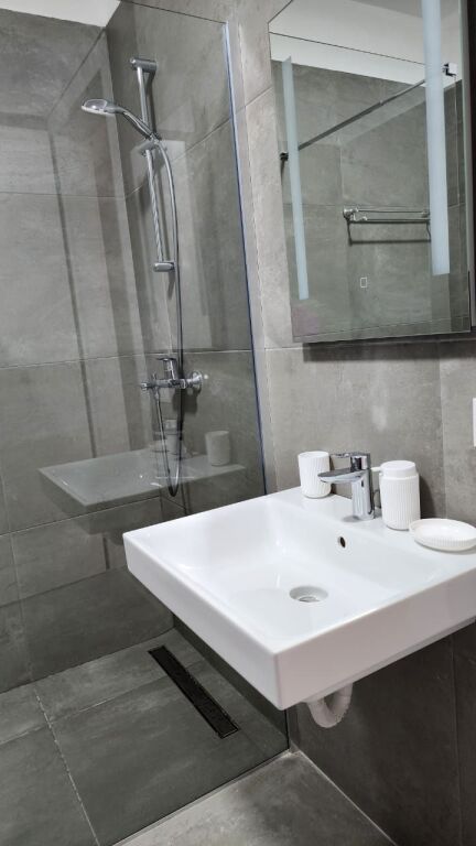 APARTMENT FOR RENT 2+1+2 DELIJORGJI COMPLEX