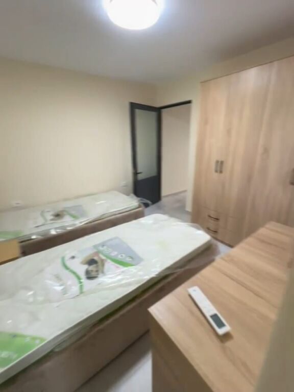 Affitto | Apartament 1 + 1 | Shkolla e bashkuar | 350 €/mese