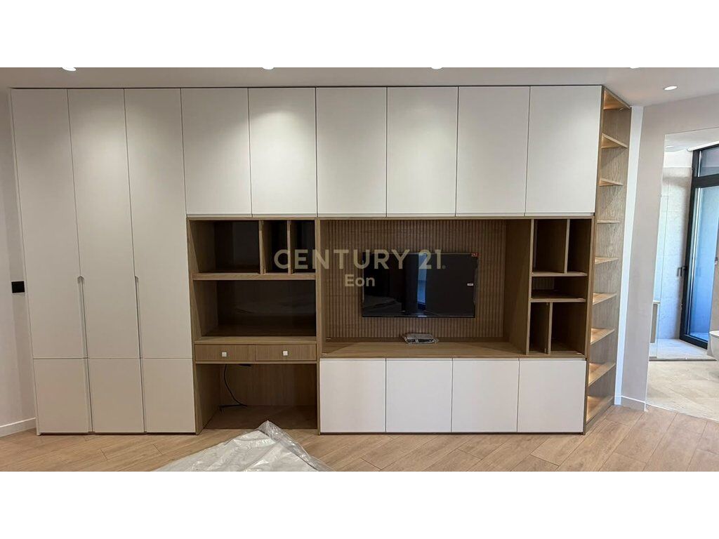 Luxury apartment 2+1+2+Garage for rent at White Hill Residence!