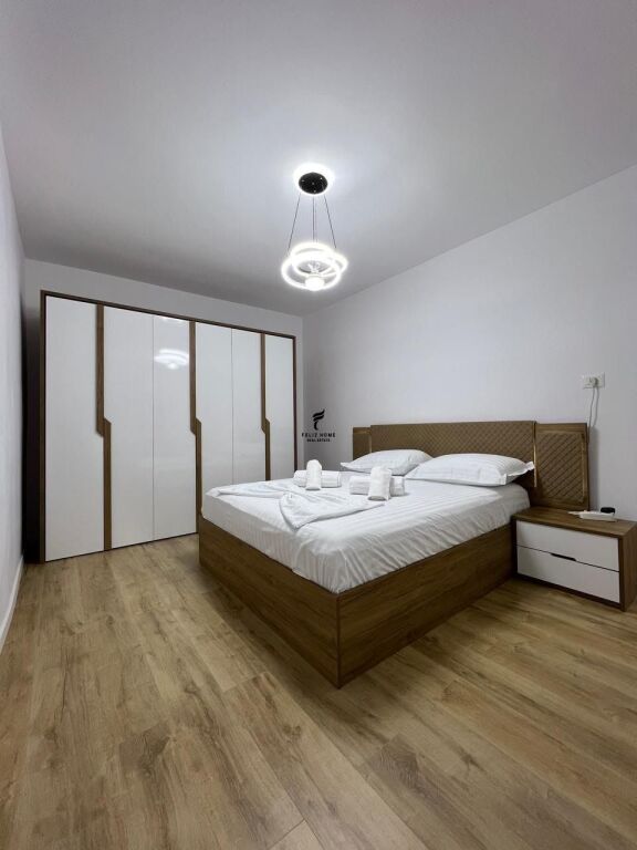 APARTAMENT ME QERA 2+1 RRUGA E KAVAJES 73.000 LEKE FH-93106