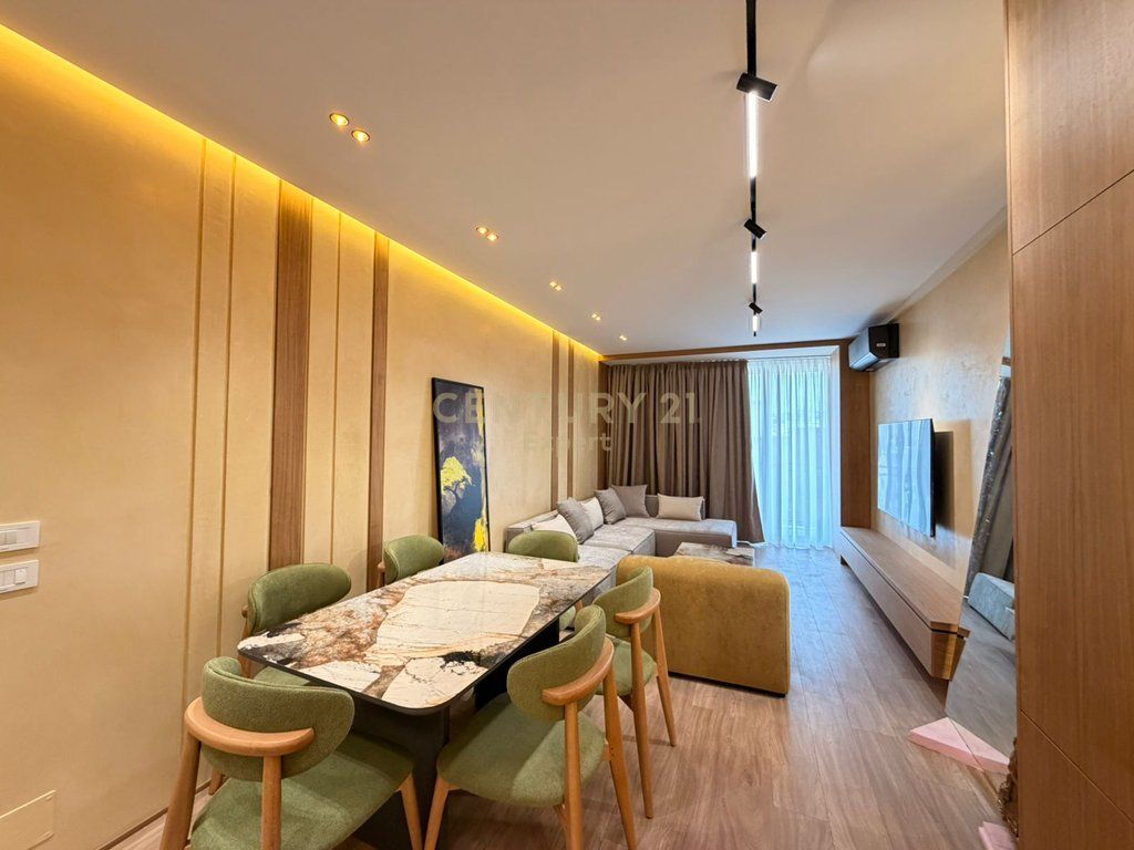 Appartamento 2+1+2+PP in affitto presso Golden Tower Via Mine Peza, Tirana 1.500 € /Mese