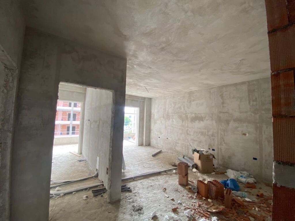 Shitet, Apartament 2+1, ish Fusha e Aviacionit . Empire74088