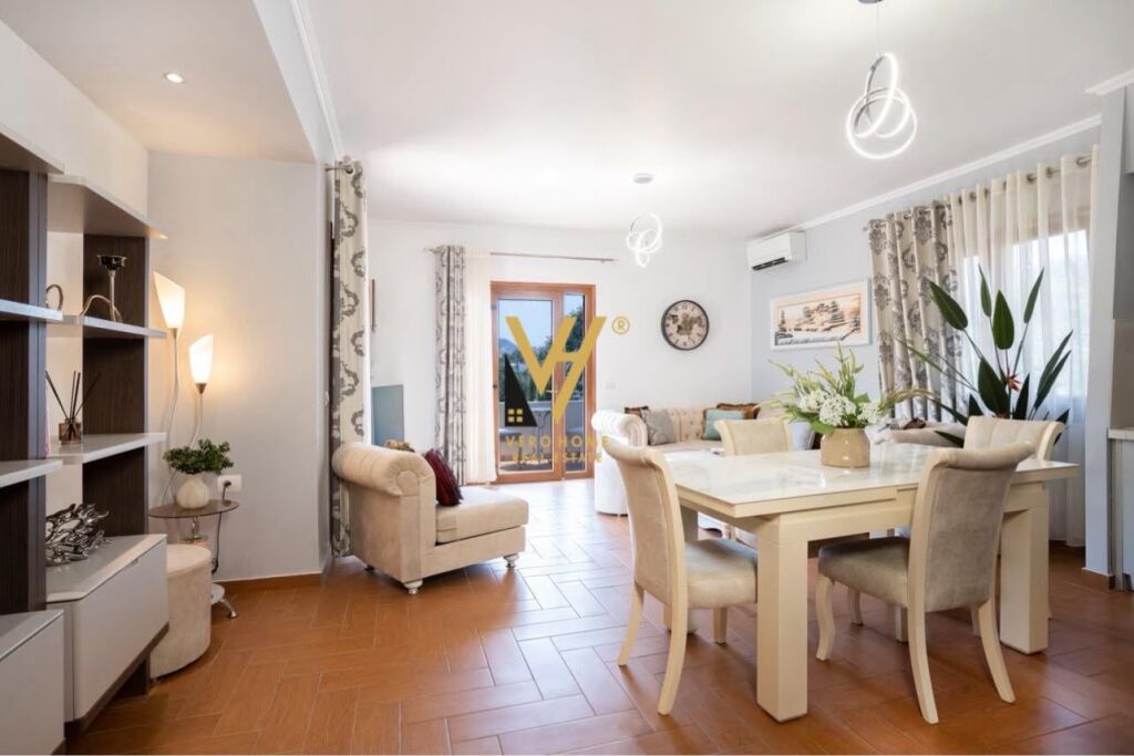JEPET SHTEPI PRIVATE 2+1+2 ME QERA TE LIQENI ARTIFICIAL 1.200 EURO