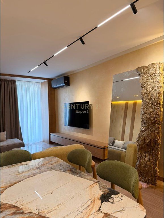 Appartamento 2+1+2+PP in affitto presso Golden Tower Via Mine Peza, Tirana 1.500 € /Mese