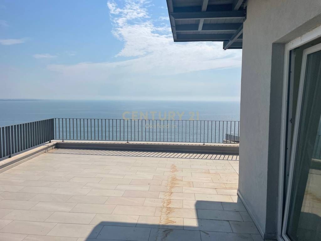 Penthouse Modern 1+1 për Shitje tek Rana Hedhun, 206.5 m²