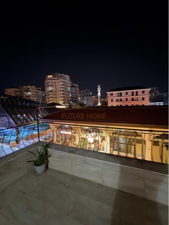 Rent, Apartment 2+1+Veranda, New Bazaar, Tirana