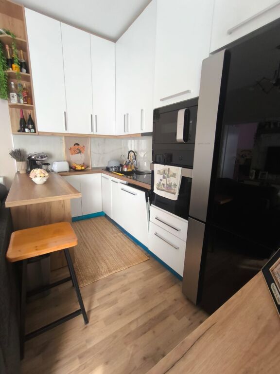 Shitet apartament, Mangalem 2+1+2+ parkim