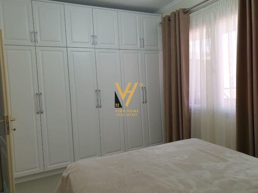JEPET APARTAMENT 1+1+BLK ME QERA TE FRESKU 44.000 LEKE