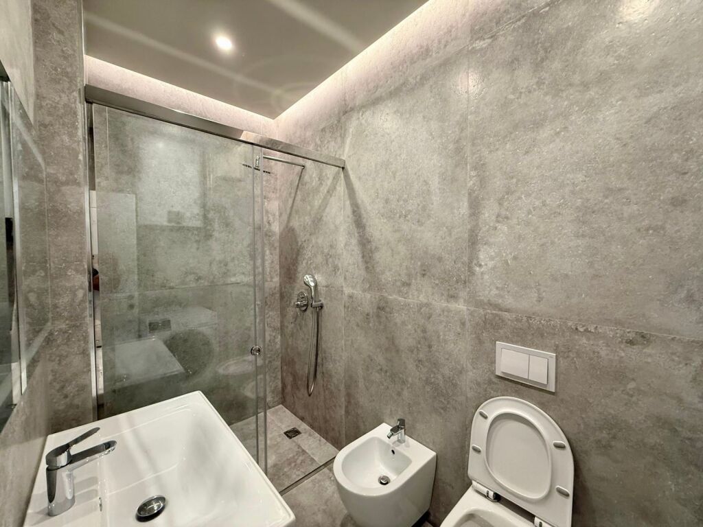 📣 AFFITTO SUPER Appartamento 1+1 +Posto Auto 📍 Golden Tower Residence 🛣️ Via “Mine Peza” ✨
