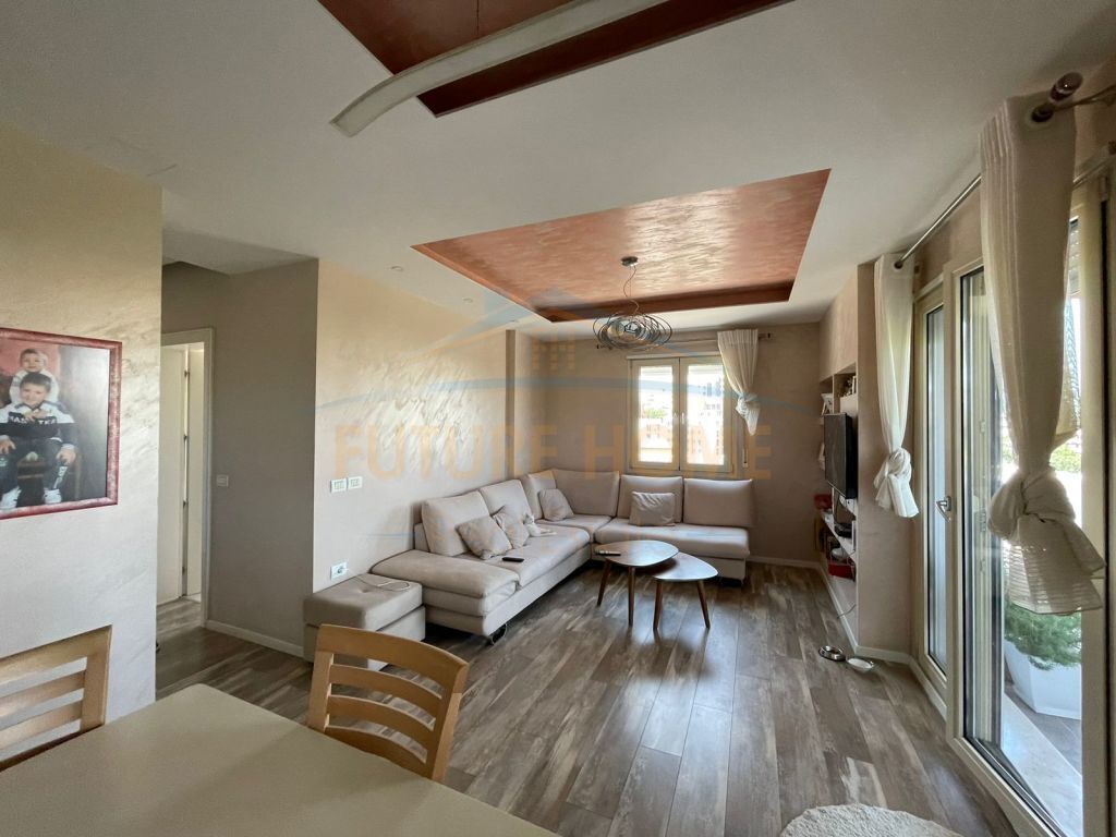 Shitet, Apartament 3+1+2, Kopshti Botanik PRO