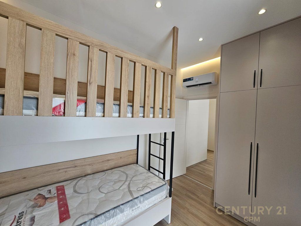 Jepet apartament 2+1 me qira tek Rezidenca Aura, Tirane! 750 € /Muaj