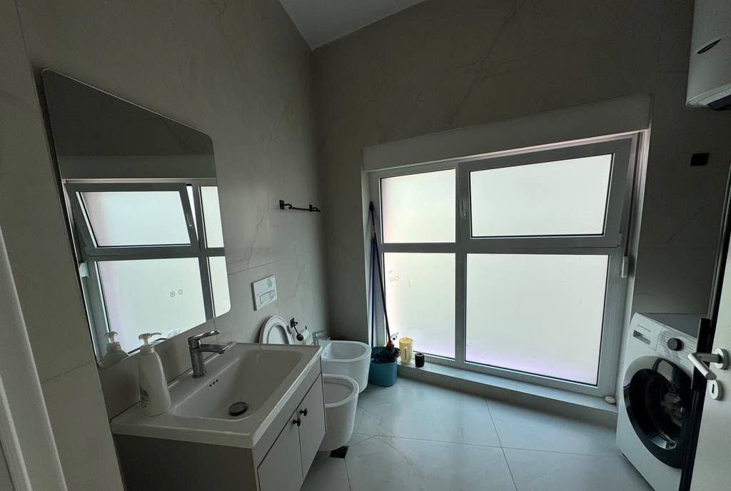 VENDESI APPARTAMENTO 1+1 – RESIDENZA KADIU, ALI DEM