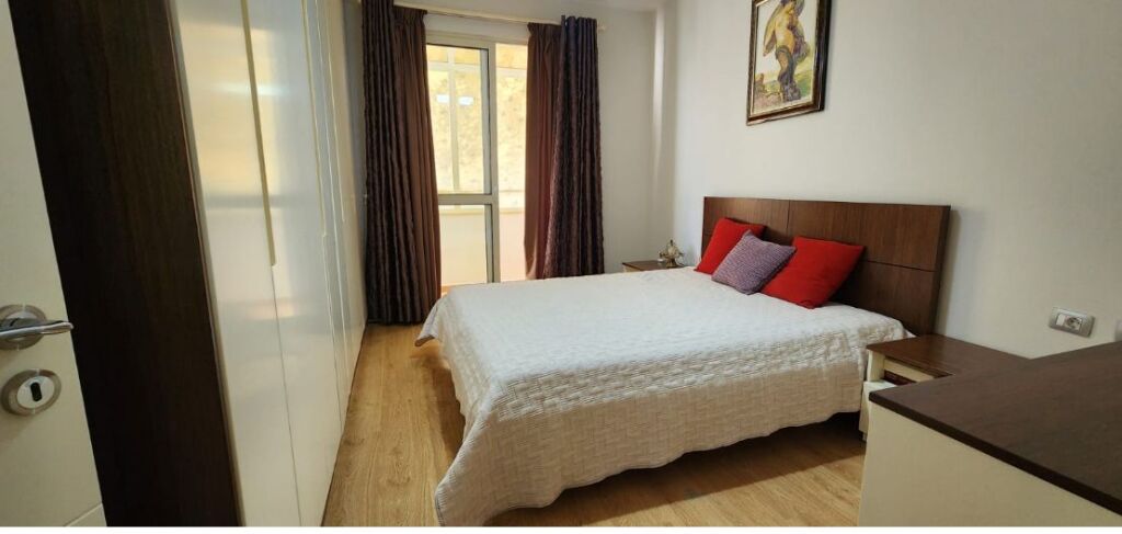 Apartament 3+1+2 per shitje ne Fresk !
