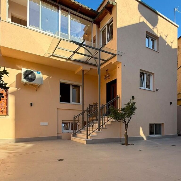 🏡✨ JEPET ME QIRA VILË TWIN – MBRAPA GARDEN BUILDING ✨🏡