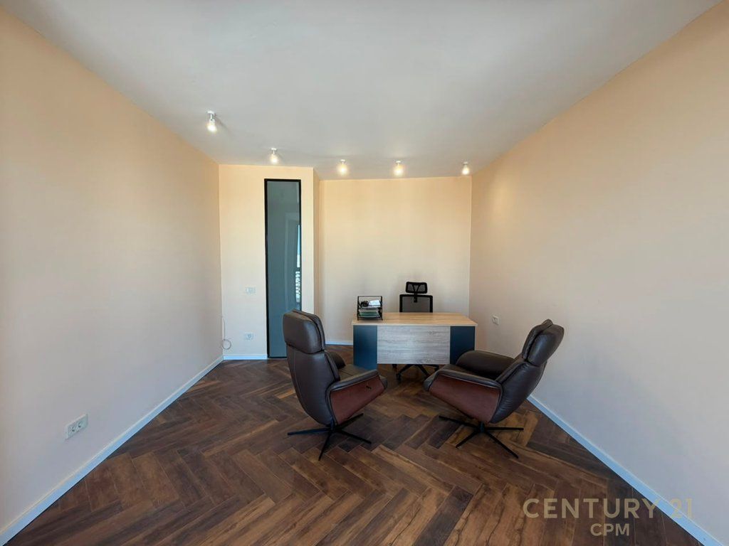 OFFICES FOR RENT AT GOLDEN TOWER RESIDENCE! - 950 EURO/ Month.
