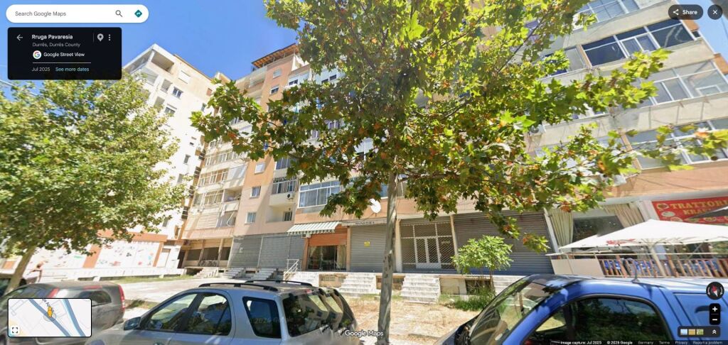 SHITET DYQAN NË RRUGËN PAVARËSIA, DURRËS – me dokumentacion të rregullt