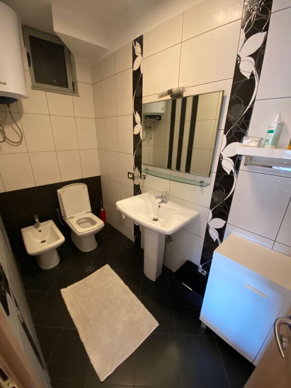 Apartamen 2+1 per qera Pallati me Shigjeta !
