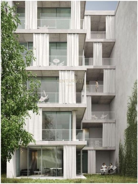 Shitet apartament 3+1+3 tek By Long Hill, Mjull Bathore !!