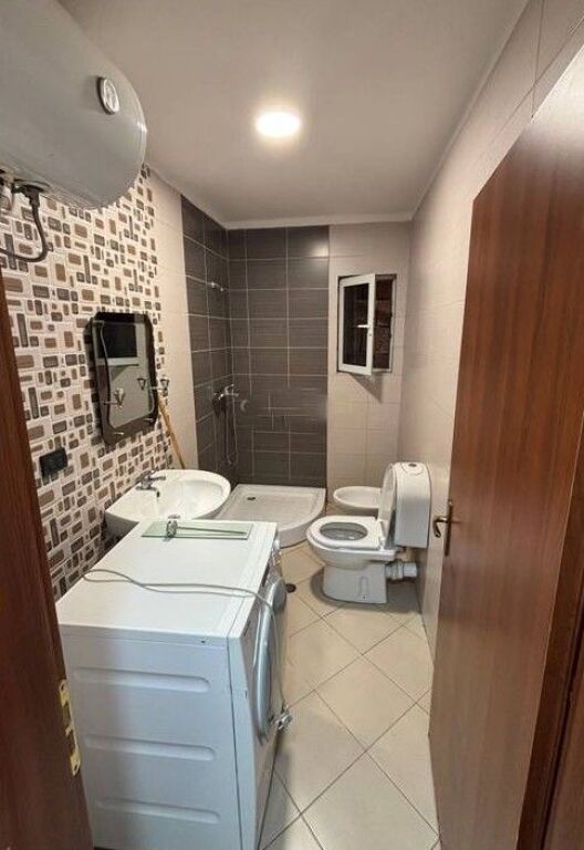 Affittasi 2+1 a Fresk 500 € /Mese