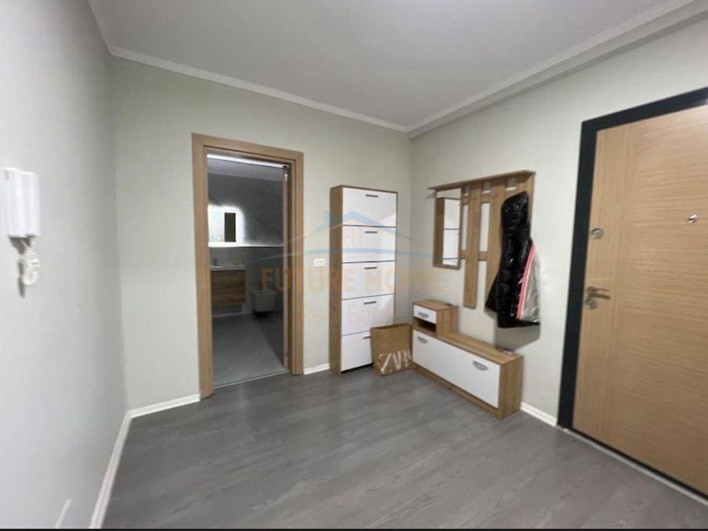 Affitto, Appartamento 1+1, Via 5 Maggio, Tirana.