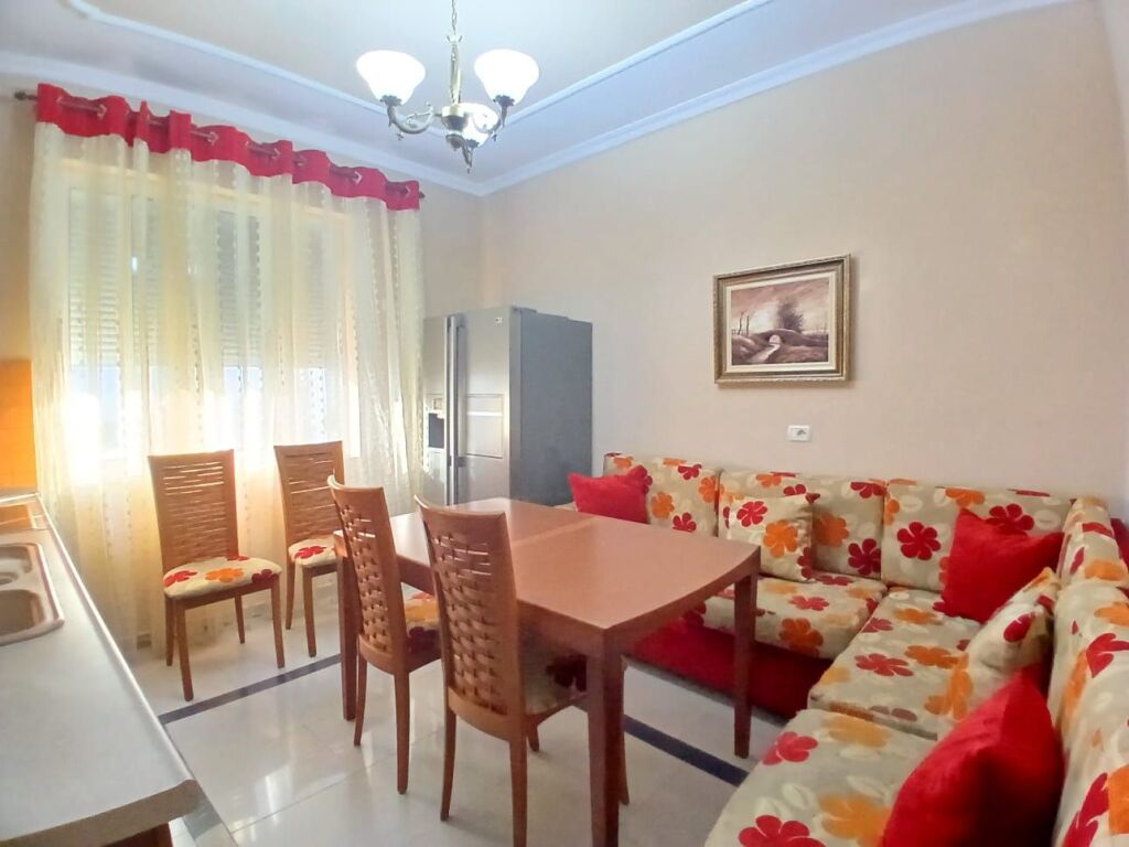 Apartment 1+1 for rent Cafe Flora Center Tirana !