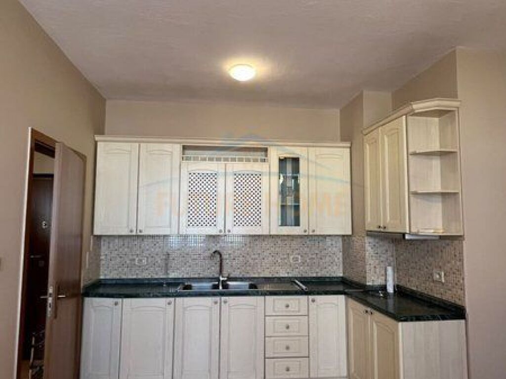 Affitto, Appartamento 1+1, Viale Zogu I/OPP74137
