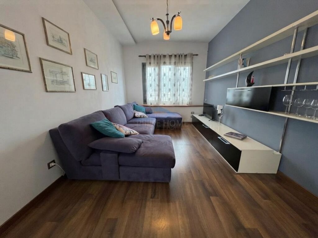Affitto, Appartamento 2+1, Pazari i Ri, Tirana
