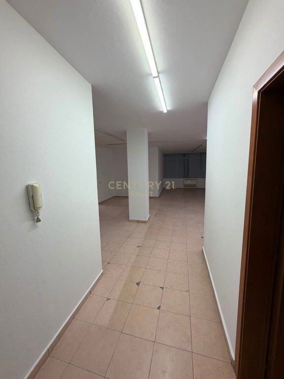 Apartment 2+2 for office rent at Wilson Square