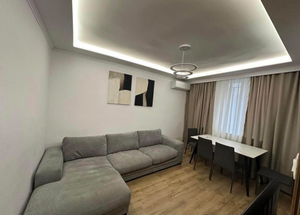 Affittasi Appartamento 2+1+1 Veranda