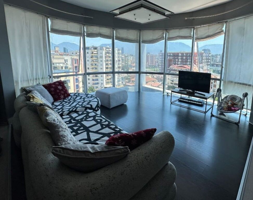 2+1 apartment for rent at Kika 1 at Komuna e Parisit