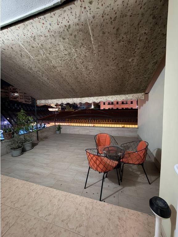 Rent, Apartment 2+1+Veranda, New Bazaar, Tirana